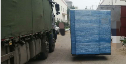 睿寂行螺桿空壓機到達客戶現場