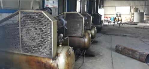 替換下來的老舊活塞機